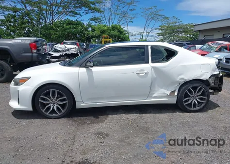 2014 Scion Tc 10 Series/Monogram из США, поврежденный, VIN JTKJF5C72E3085687